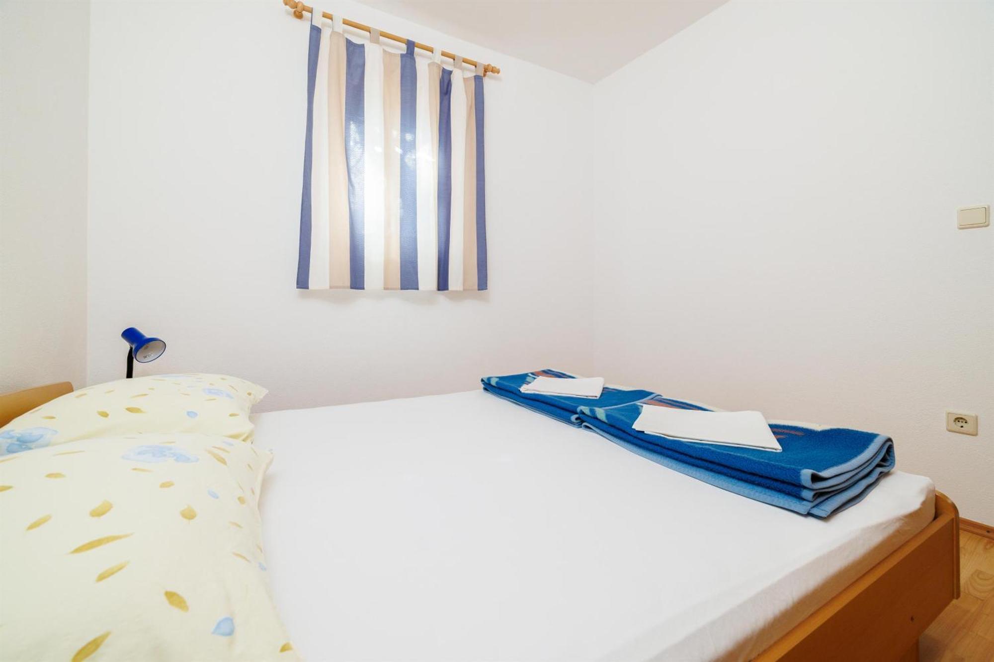 Apartment Julija Повиле Экстерьер фото